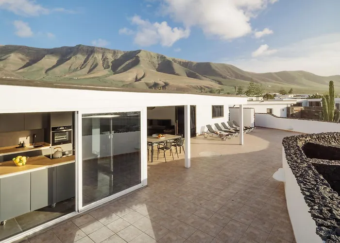 Canaryislandshost I Serena Villa