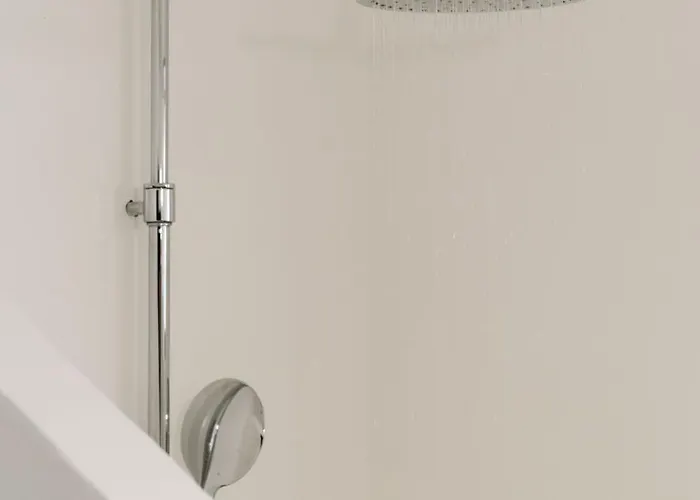 Canaryislandshost I Serena *